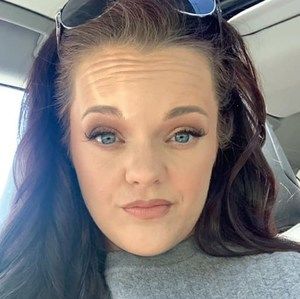 Meet your Posher, Karissa